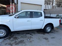 نيسان نافارا